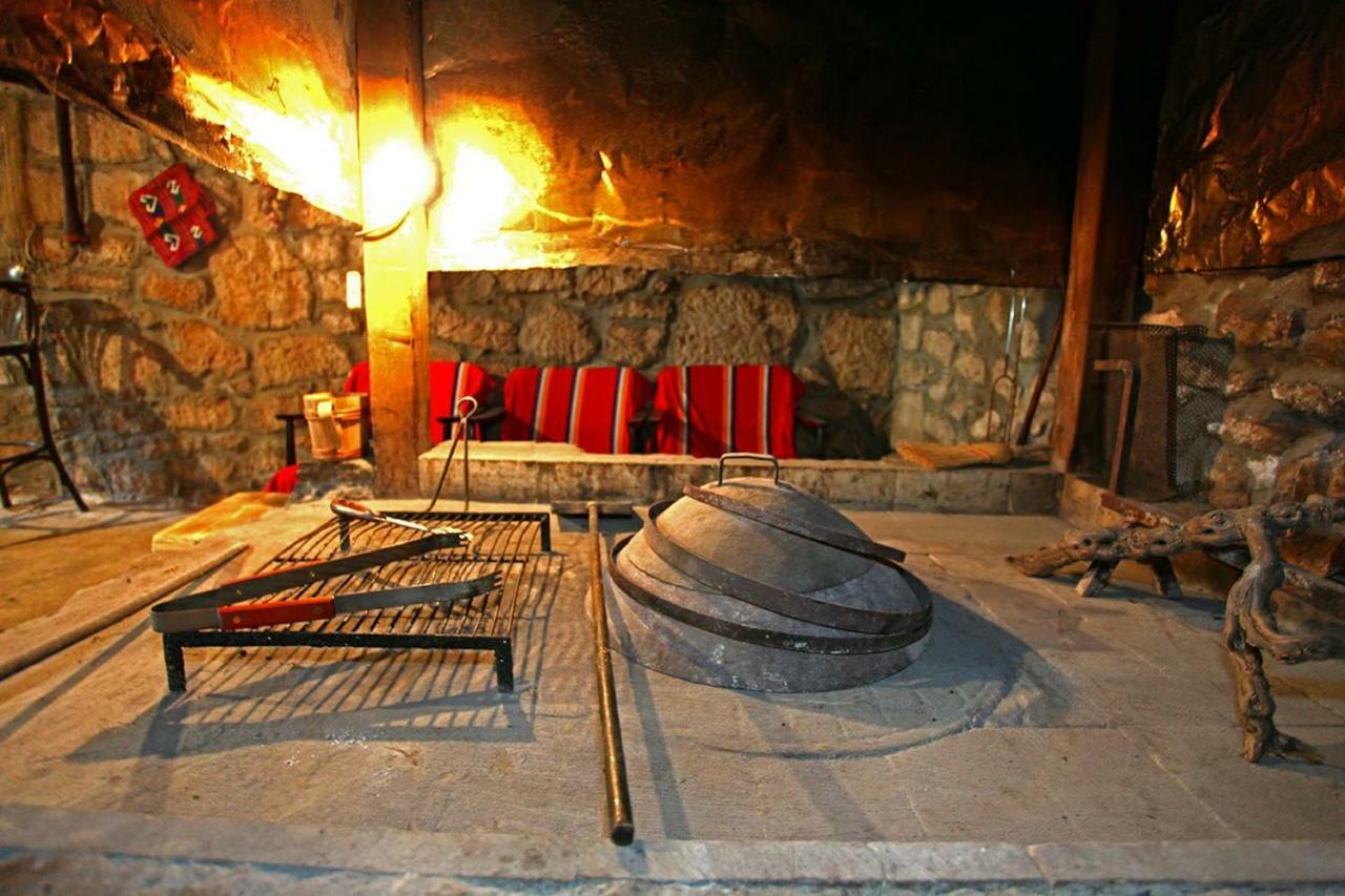 Holiday Home Perunika Zezevica Ngoại thất bức ảnh